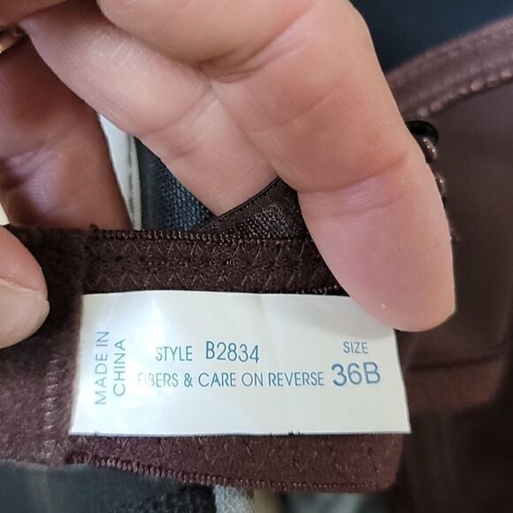 RENE ROFE BROWN CONVERTIBLE UNDERWIRE BRA, SIZE 36B - Picture 5 of 5